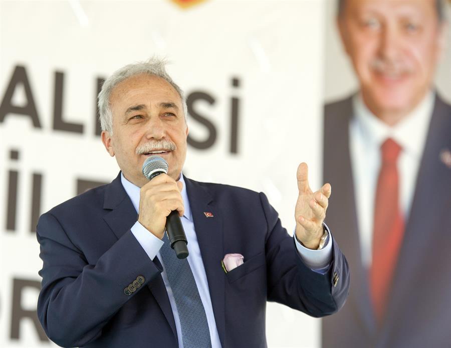 Fakıbaba ‘resigns from AKP after 20 years’