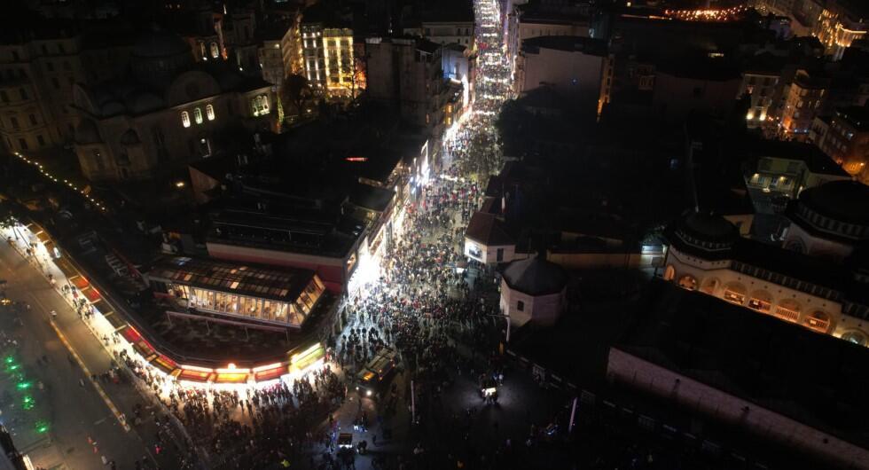 nyhetsvarsel-80x60-2 Turks celebrate New Year with various events across country