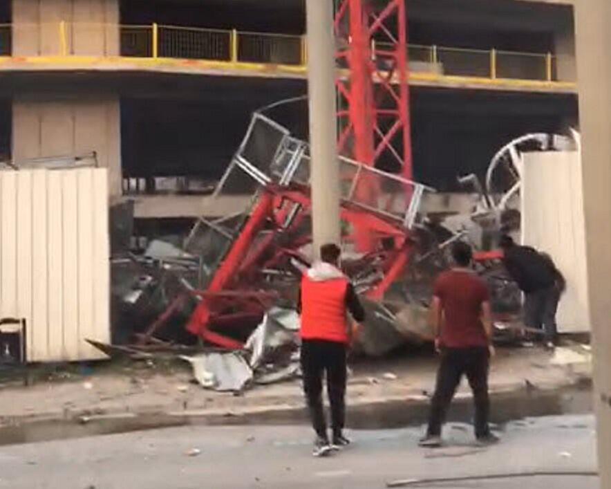 Negligence behind crane accident, workers say